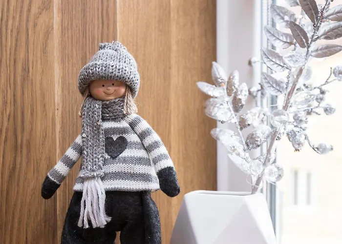 High Castle Park View Lil *