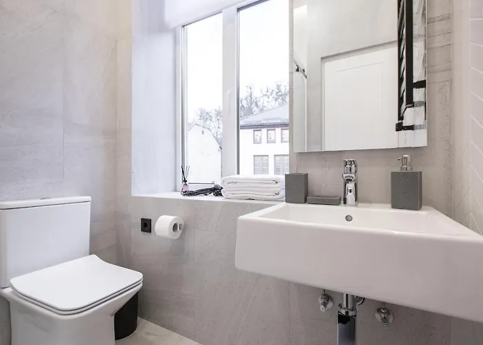 High Castle Park View Lil Leópolis